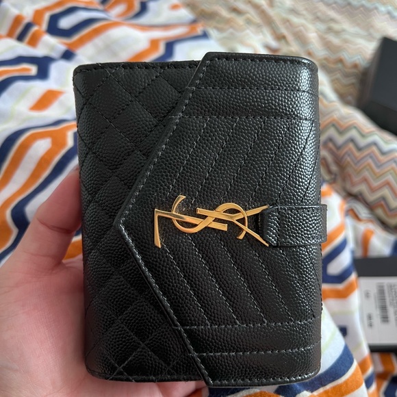 YSL Wallet - Picture 3 of 3